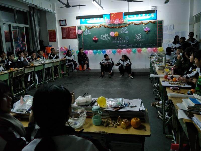 江油市太白中學(xué)校園風(fēng)采