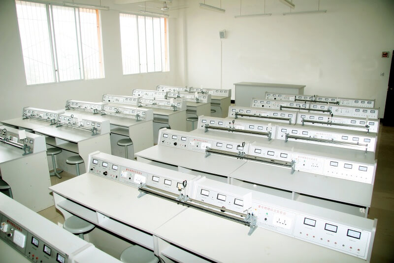 安居育才中學校園風采