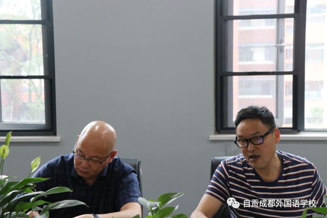 自貢市外國語學校--加強安全工作，構建安全校園