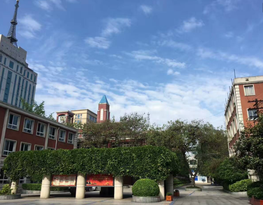 成都樹德實(shí)驗(yàn)中學(xué)地理位置在哪兒？