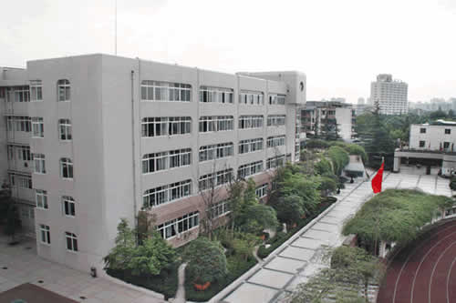 列五中學(xué)2018年中考分?jǐn)?shù)線(xiàn)
