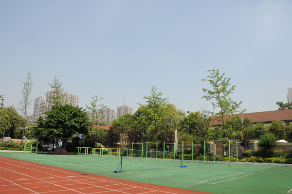 成都鐵路中學建校時間、地址是多少？