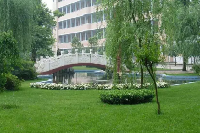 渠縣三匯中學地理位置在哪里？