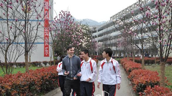 高縣中學(xué)怎么樣、好不好？