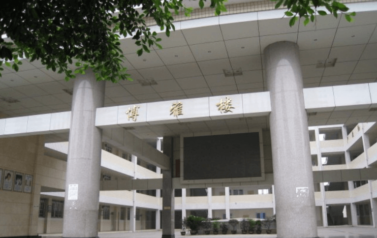 2018年隆昌一中中考錄取分數線