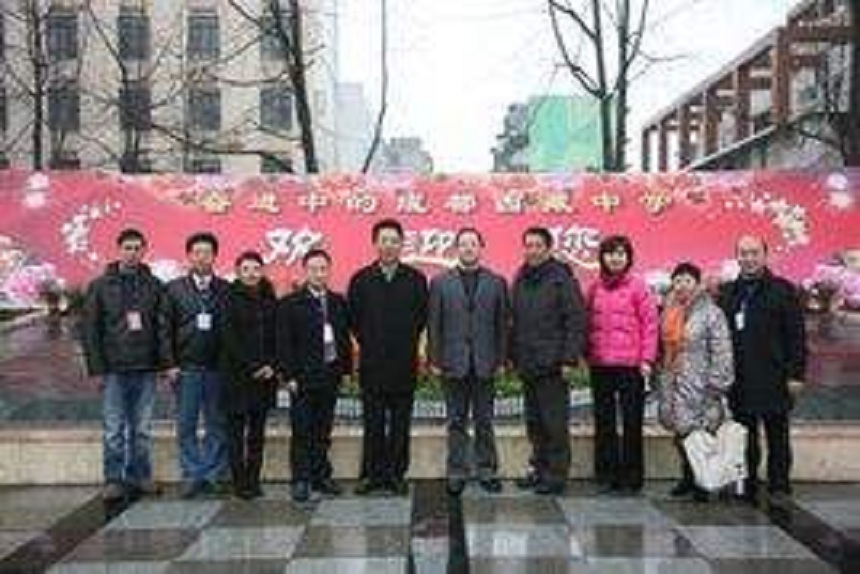 成都西藏中學(xué)環(huán)境好不好？