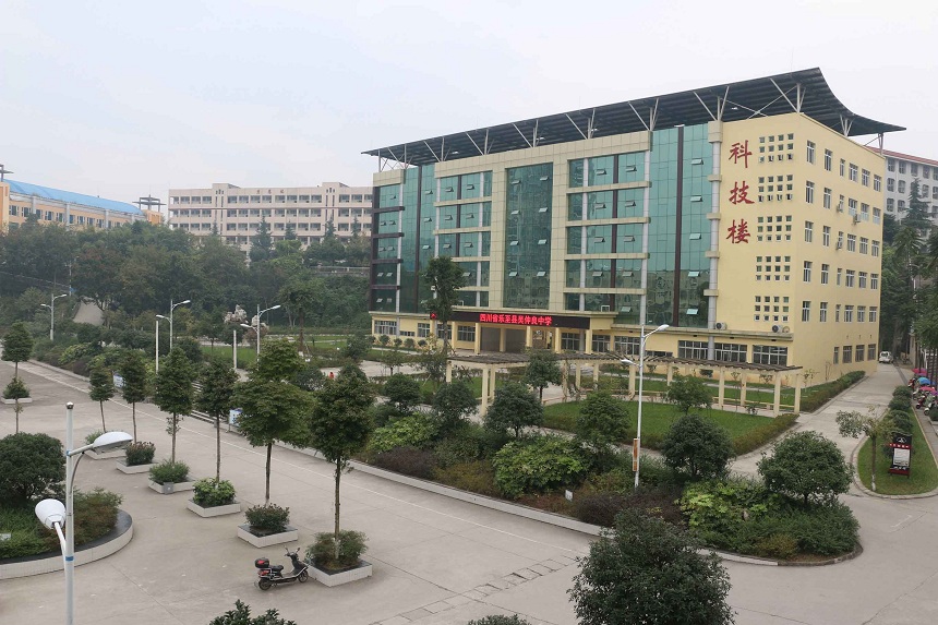 吳仲良中學的高考升學率高不高？