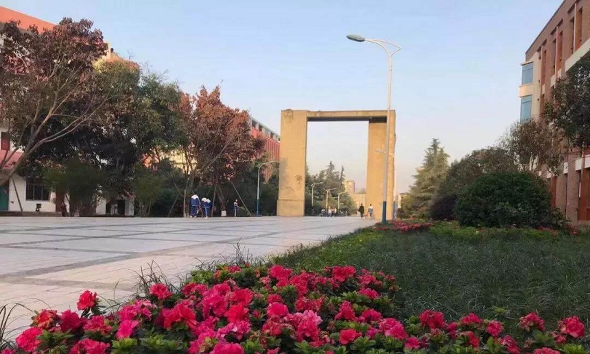 羅江中學(xué)在哪里，有沒有地址？
