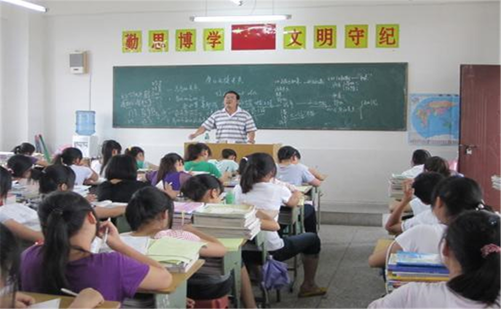 奇章中學(xué)學(xué)校招辦電話是多少？