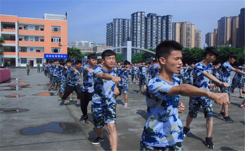 內(nèi)江十中2020年中考錄取分?jǐn)?shù)線多少分？