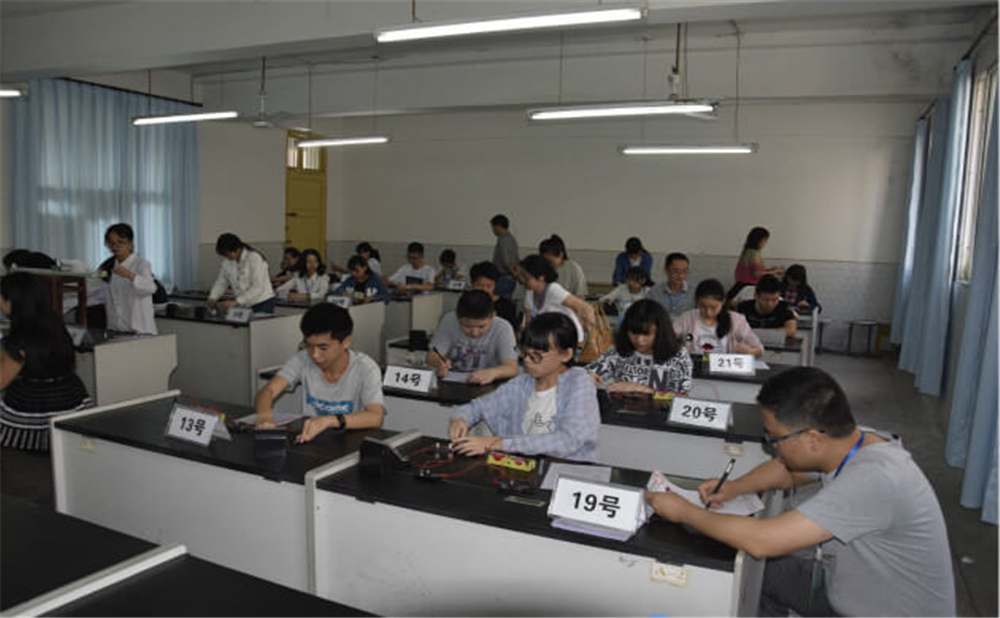 內(nèi)江第三中學學校環(huán)境怎么樣？