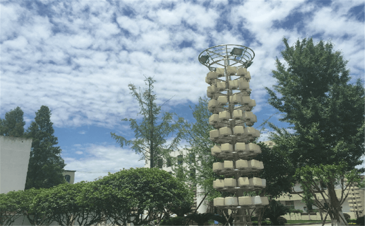 成都市籍田中學(xué)每年的學(xué)費(fèi)是多少錢？