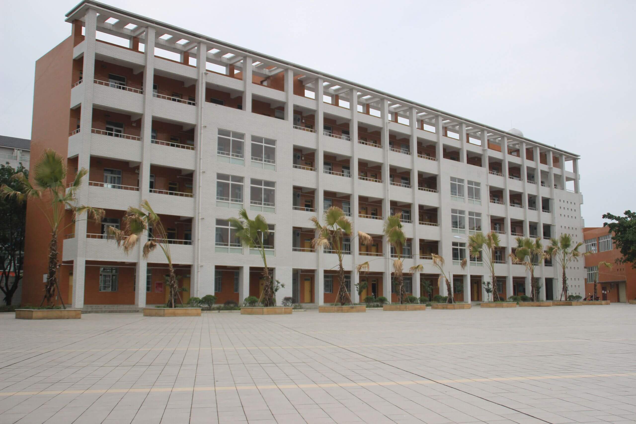 金堂實(shí)驗(yàn)中學(xué)的高中怎么樣？