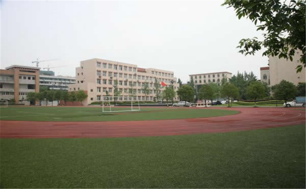 成都西藏中學(xué)的高考升學(xué)率是多少？