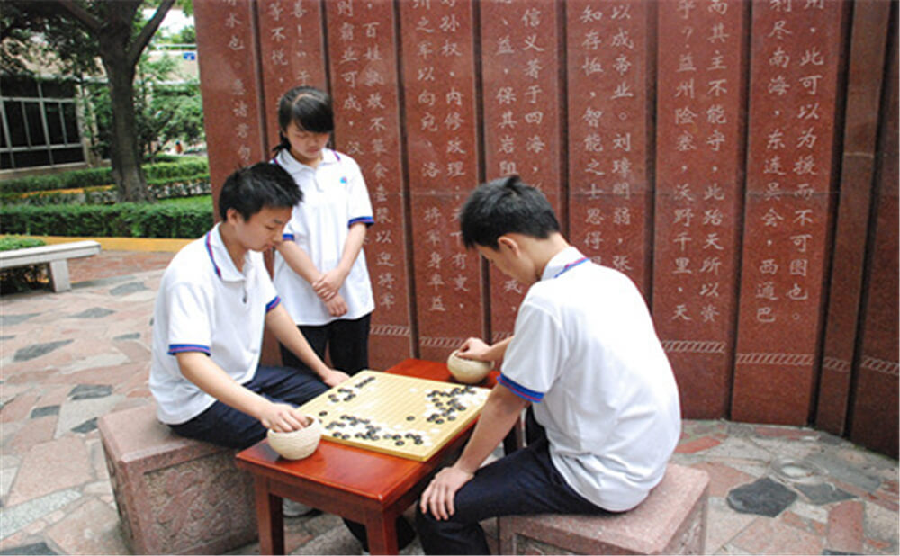 武侯高級中學(xué)的高考升學(xué)率是多少？