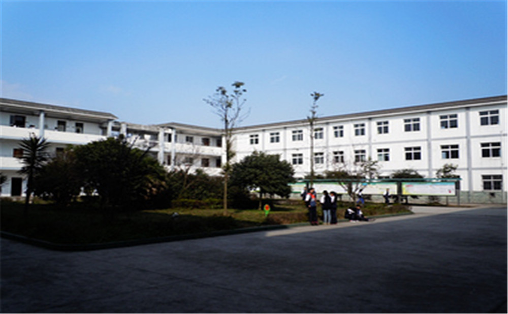 郫縣三中2020年招生計劃是多少？