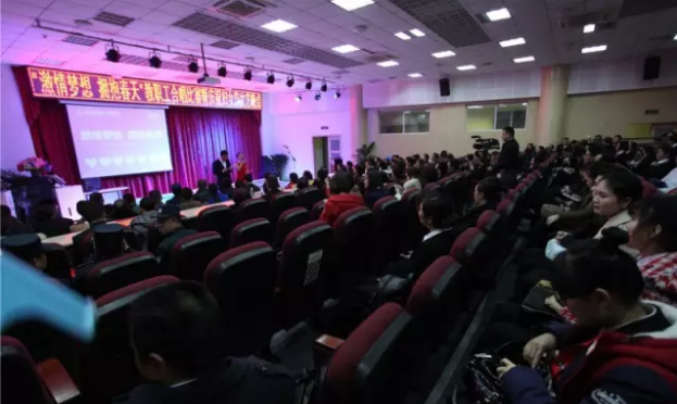 北大附中成都新津?yàn)槊鲗W(xué)校近三年的錄取分?jǐn)?shù)線是多少？