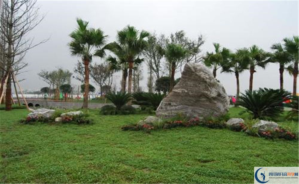 香城中學(xué)的實(shí)驗(yàn)班怎么樣？
