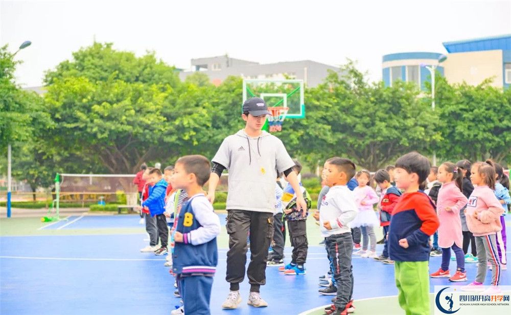 川科外國語學(xué)校2020年分?jǐn)?shù)線是多少？