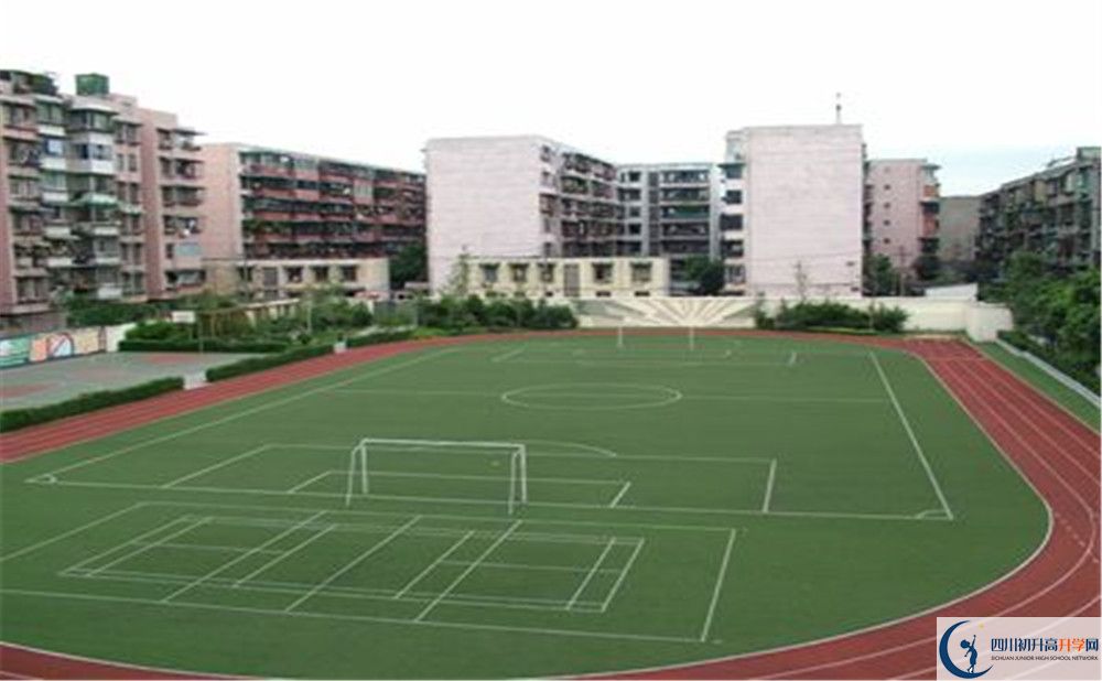 成都列五中學(xué)的學(xué)費(fèi)大概多少？