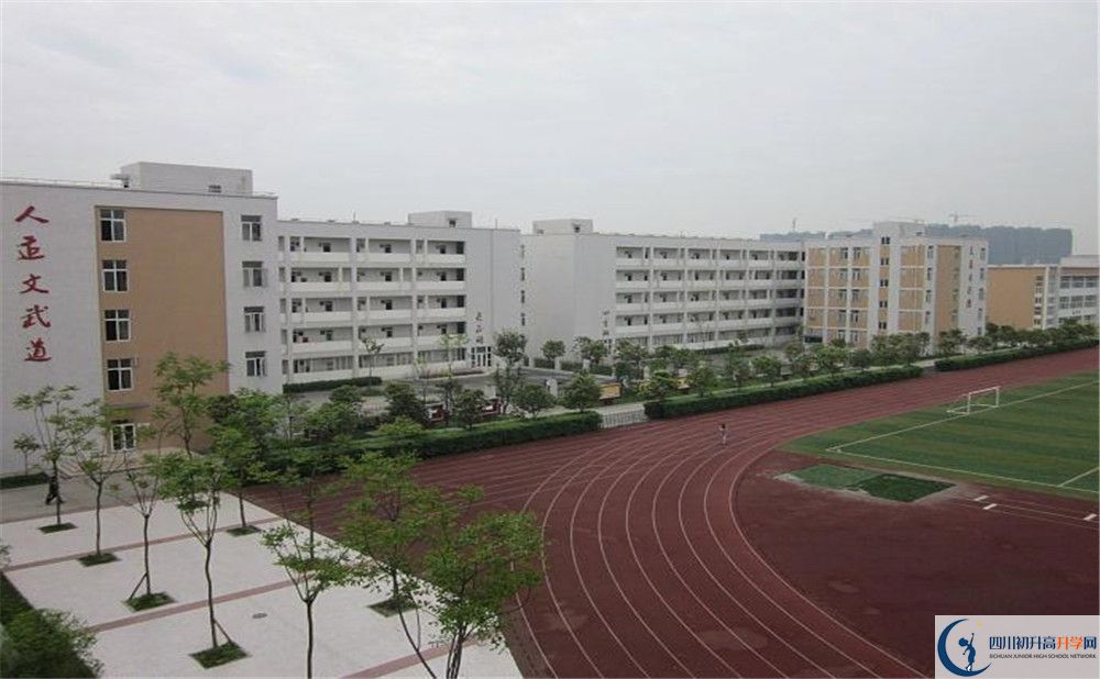 郫縣一中的初升高分?jǐn)?shù)線是多少？