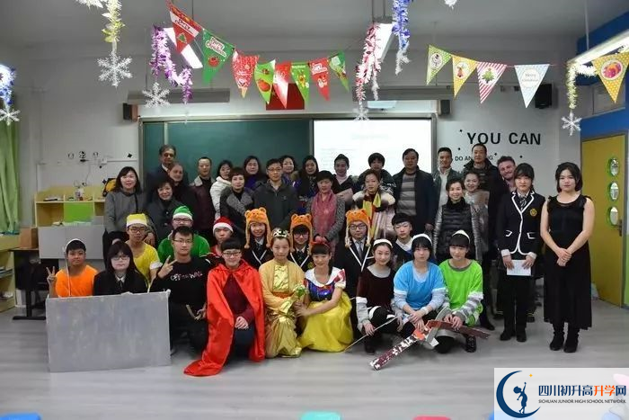 四川師范大學(xué)實驗外國語學(xué)校的老師好不好？
