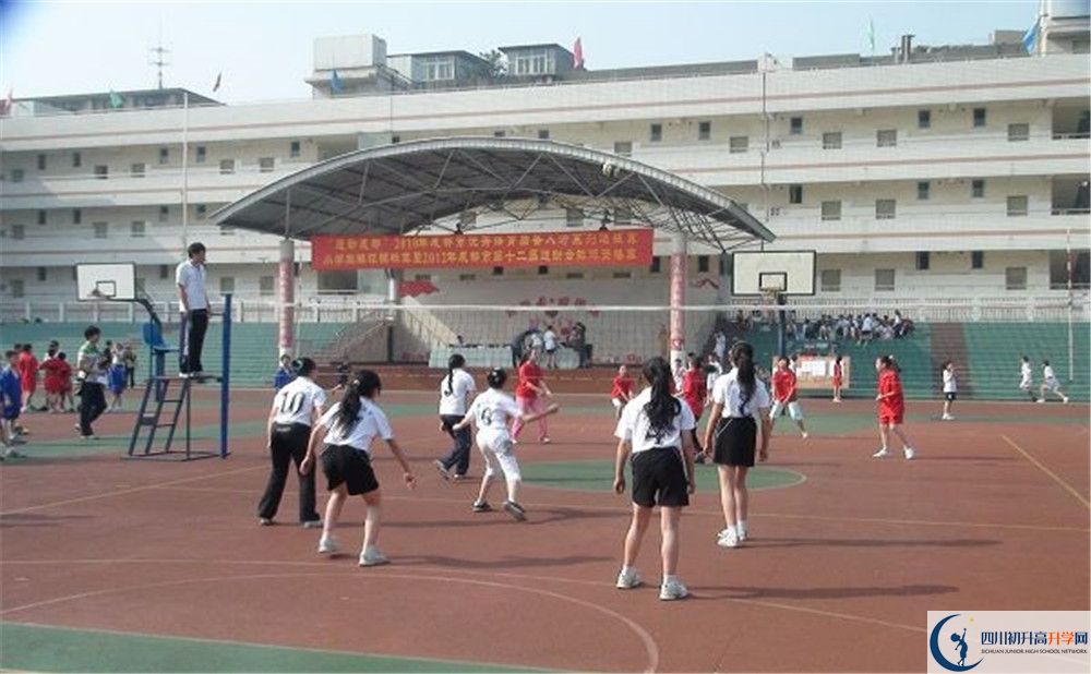 上升庵中學的分數(shù)線是多少？