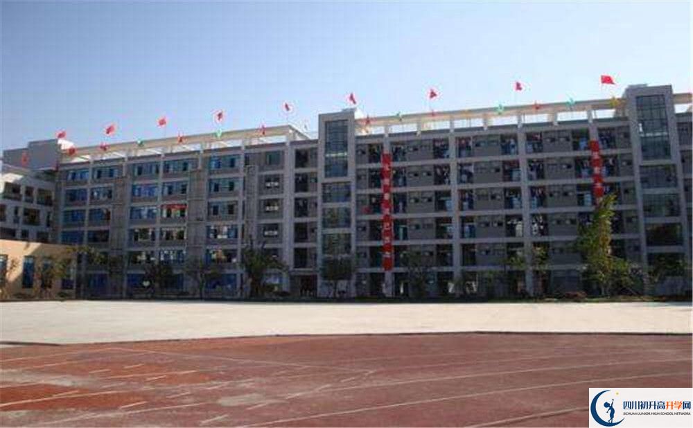 成都十二中（四川大學附屬中學）的分數(shù)線大概是多少分？