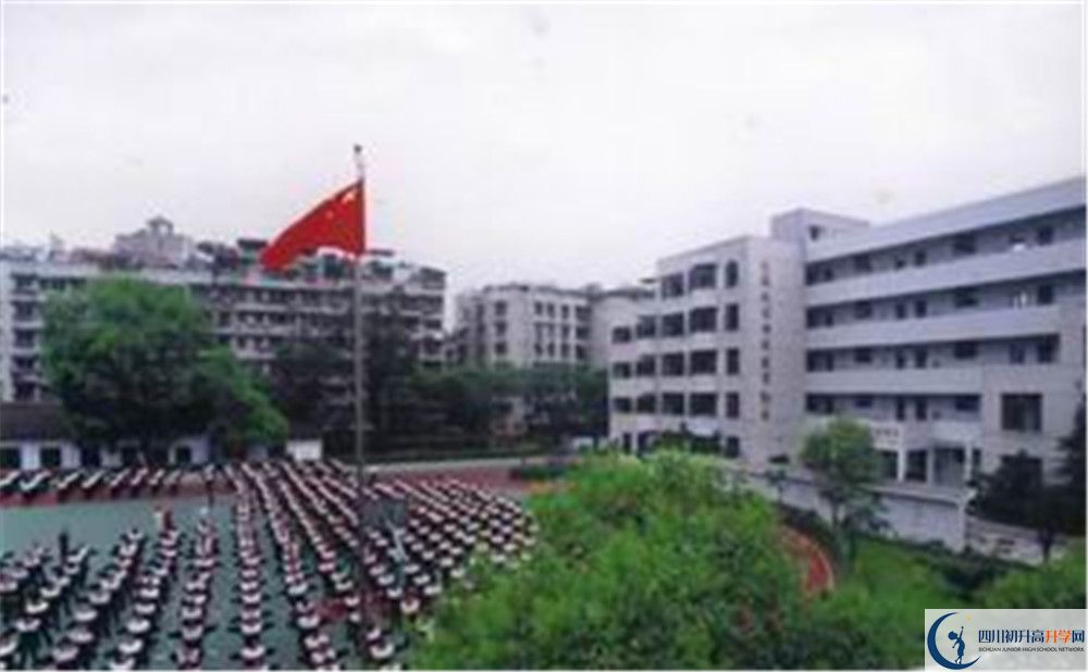成都市第十七中學(xué)2020年外地招生考試時(shí)間是多久？