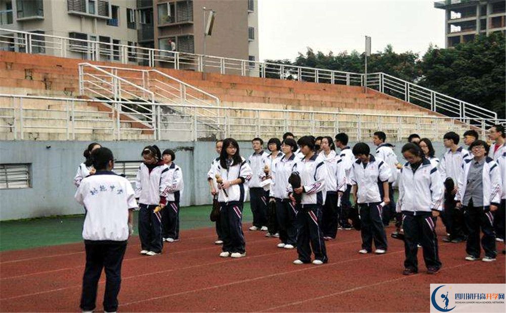 成都樹德中學(xué)光華校區(qū)住宿費(fèi)用是多少錢？