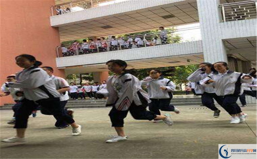 成都樹德中學(xué)光華校區(qū)地址怎么走？
