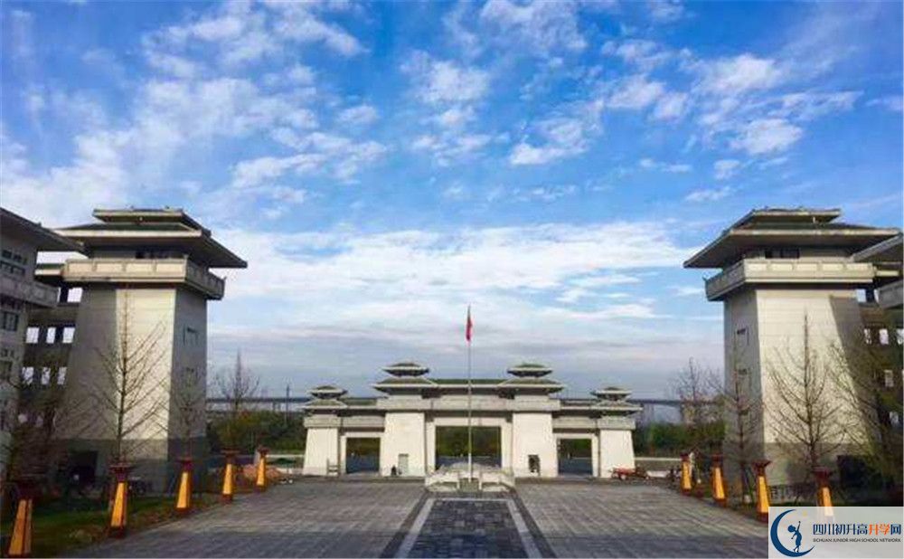 成都石室中學初升高自主招生錄取線是多少分？