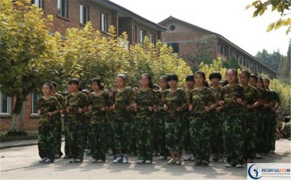 石室聯(lián)合中學(xué)蜀華分校招生考試科目是什么？