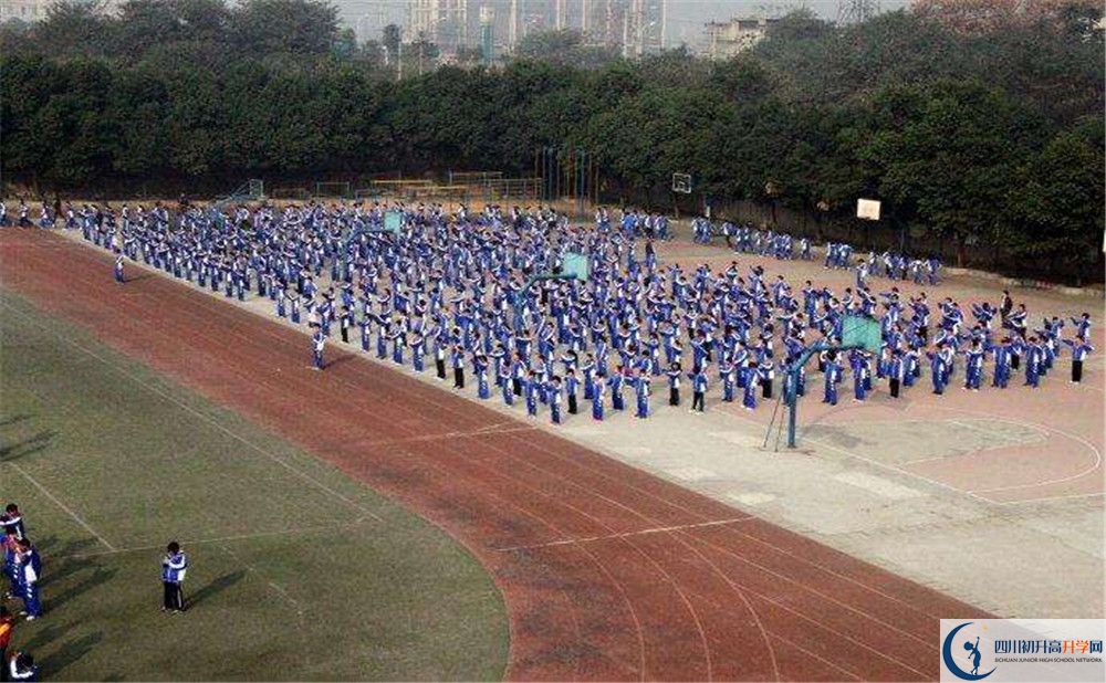 成都市第三十八中學(xué)招生考試科目是什么？