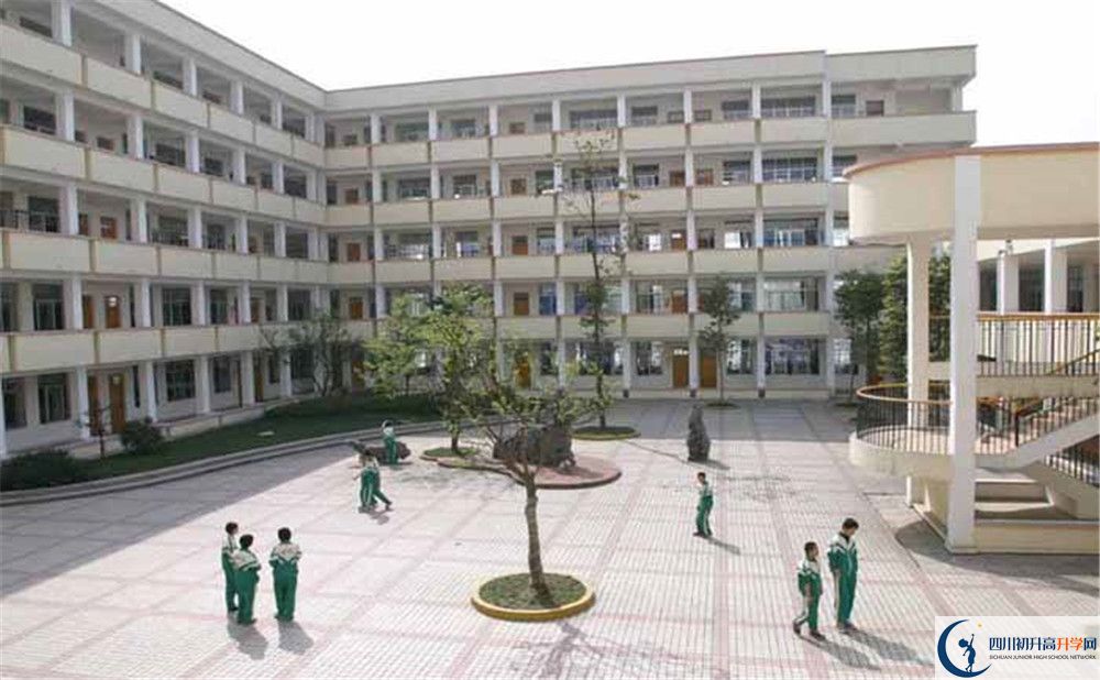 都江堰外國語實驗學校自主招生條件是什么？