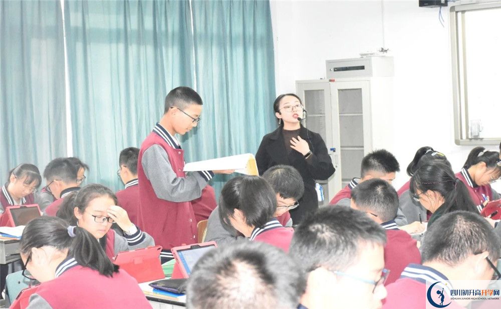 成都樹德協(xié)進中學平行班與實驗班差多少？