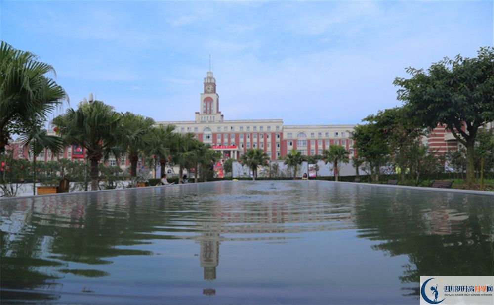 四川師范大學(xué)附屬第三實(shí)驗(yàn)中學(xué)位置在哪里？