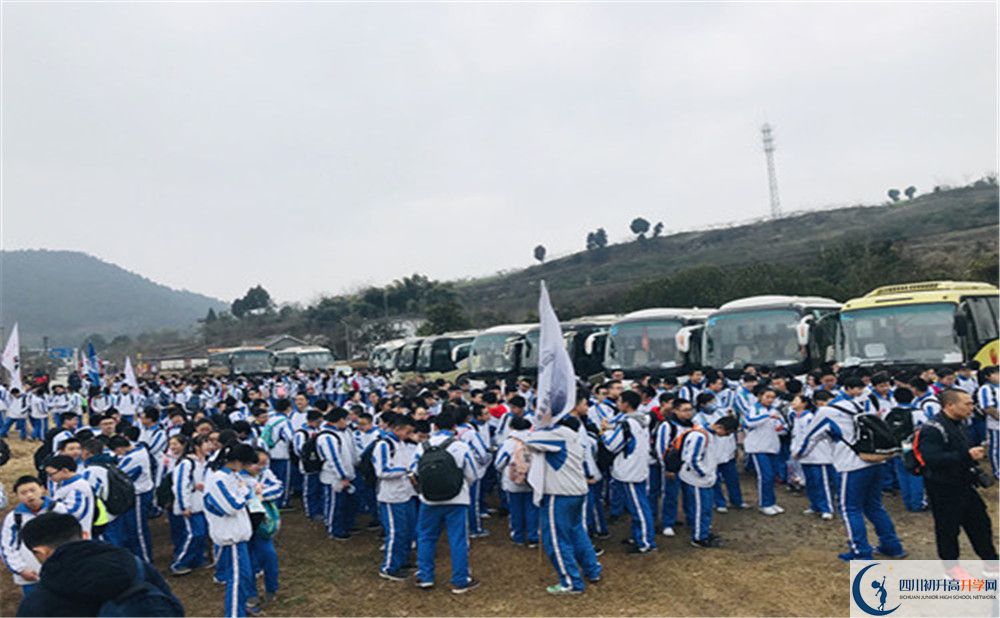 成都七中八一學(xué)校是重點(diǎn)中學(xué)嗎？