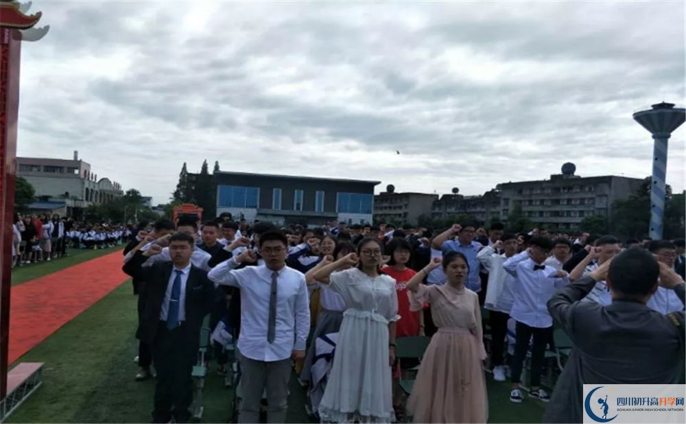 高埂中學(xué)平行班中考重點(diǎn)率是多少？