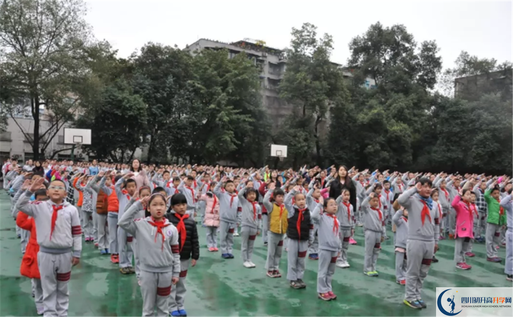 成都市石室聯(lián)中蜀華分校軍訓(xùn)多久？