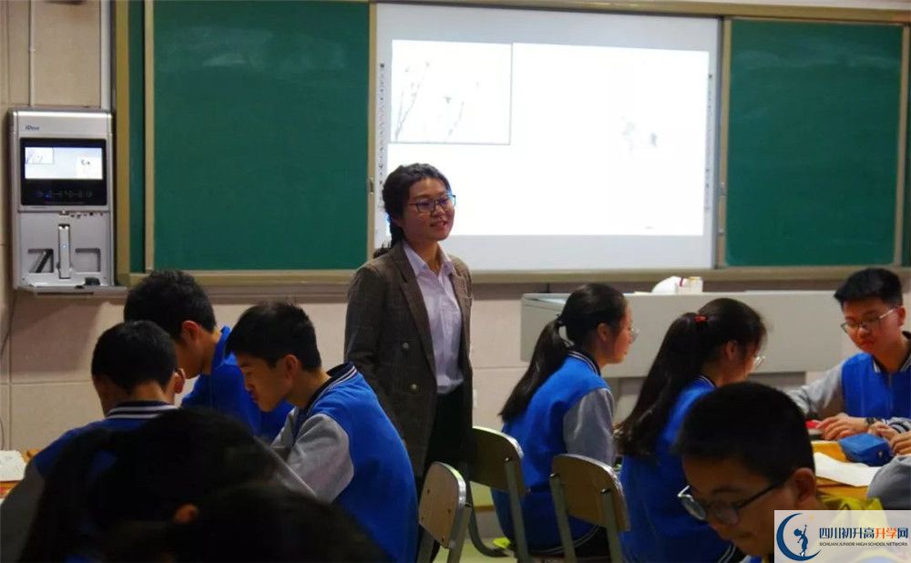 2020成都實驗中學二診數(shù)學試題答案在哪看？