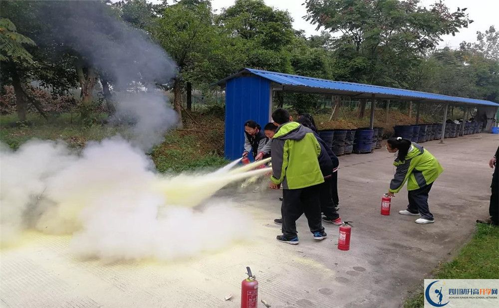 成都經(jīng)濟技術開發(fā)區(qū)實驗中學高一作息時間是多久？