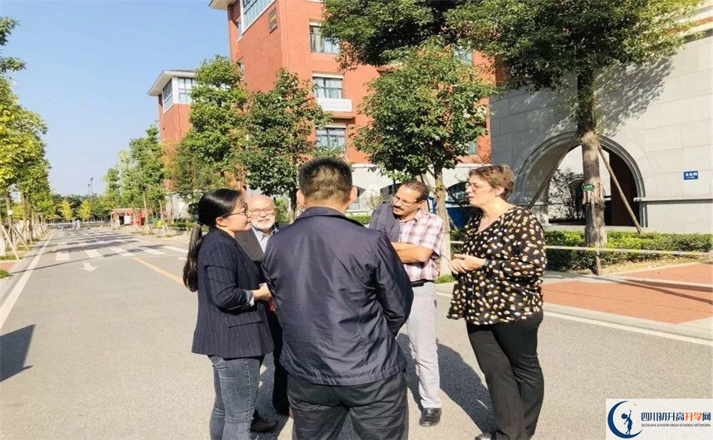 2020新都一中二診數(shù)學(xué)試題答案在哪看？